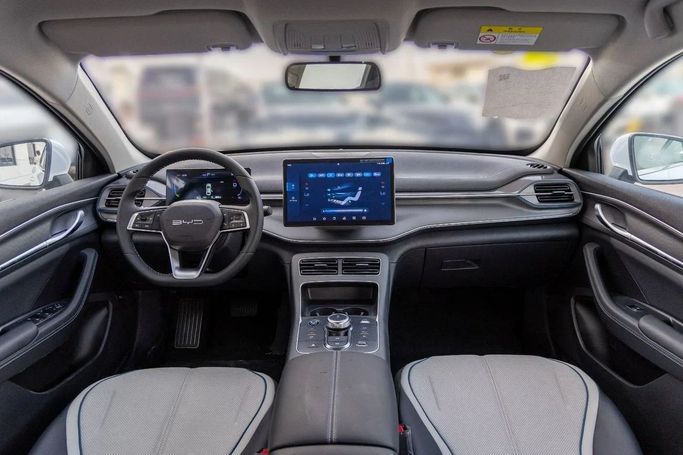 Новый BYD Destroyer 05, 1.5 л, 2025 в Дубае от Albustanji Motors FZCO Белый цвет.  | AUTO.AE