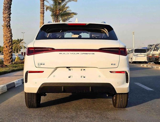 Новый BYD e2 I Рестайлинг, 2025 в Дубае от SK Motors Белый цвет. Китайская | AUTO.AE
