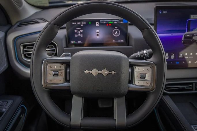 Новый BYD FangChengBao Leopard 3, 2025 в Дубае от Albustanji Motors FZCO Зеленый цвет.  | AUTO.AE