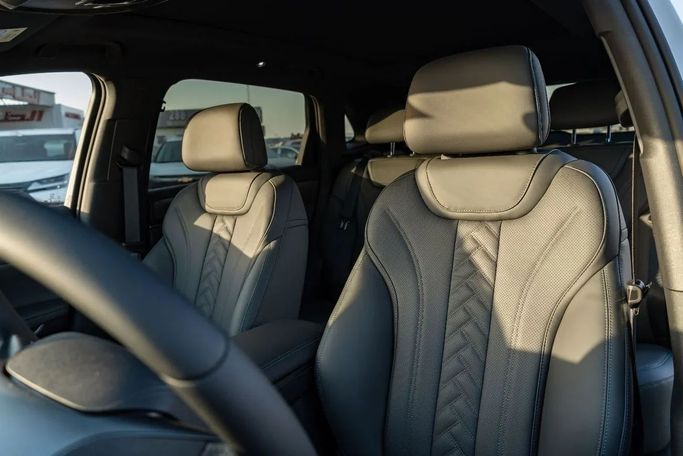 Новый BYD Song L, 1.5 л, 2023 в Дубае от Altass Motors Белый цвет. Other | AUTO.AE