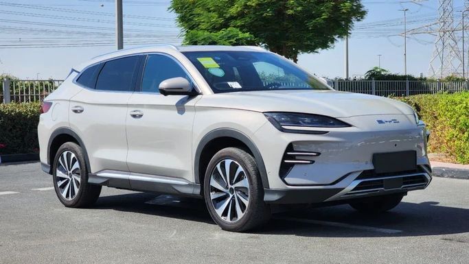 Новый BYD Song Plus I Рестайлинг, 2024 в Дубае от Alwan Global Cars Серый цвет. Other | AUTO.AE