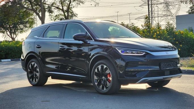 Новый BYD Tang II Рестайлинг, 2024 в Дубае от Alwan Global Cars Черный цвет. Other | AUTO.AE