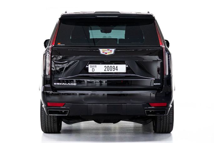 Cadillac Escalade V, 2023 внедорожник 5 дв. esv бизнес класса в Дубае от POF RENTAL черный цвет | AUTO.AE