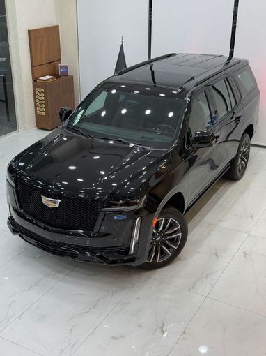 Новый Cadillac Escalade ESV V Рестайлинг, 6.2 л, 2024 в Дубае от 4 Matic Motors Черный цвет. GCC | AUTO.AE