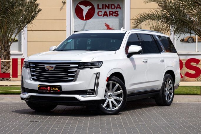 Used Cadillac Escalade V, 6.2 l, 2021 in Dubai by Linda Cars, White color. GCC Specs | AUTO.AE