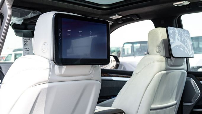 Новый Cadillac Escalade ESV V Рестайлинг, 6.2 л, 2025 в Дубае от Altass Motors Черный цвет. Other | AUTO.AE