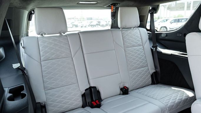 Новый Cadillac Escalade ESV V Рестайлинг, 6.2 л, 2025 в Дубае от Altass Motors Черный цвет. Other | AUTO.AE