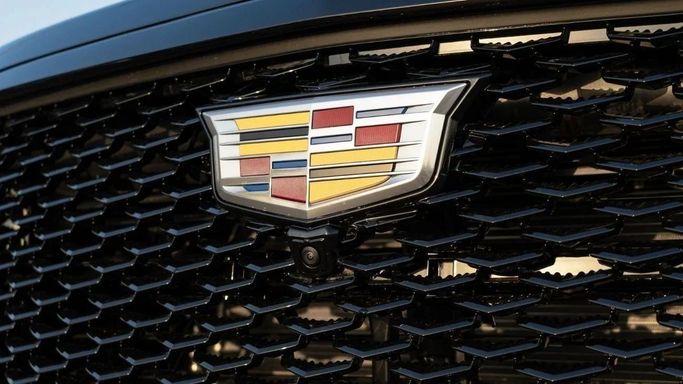 Новый Cadillac Escalade ESV V Рестайлинг, 6.2 л, 2025 в Дубае от Altass Motors Черный цвет. Other | AUTO.AE