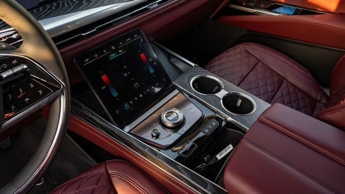 Новый Cadillac Escalade V Рестайлинг, 6.2 л, 2025 в Дубае от Altass Motors Черный цвет. Other | AUTO.AE
