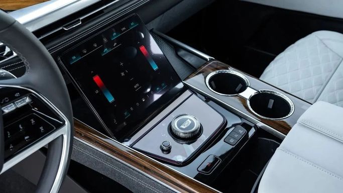 Новый Cadillac Escalade V Рестайлинг, 6.2 л, 2025 в Дубае от Altass Motors Черный цвет. Other | AUTO.AE