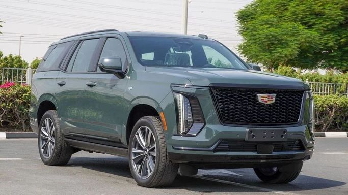 Новый Cadillac Escalade V Рестайлинг, 6.2 л, 2025 в Дубае от Najem Motors Серый цвет. GCC | AUTO.AE