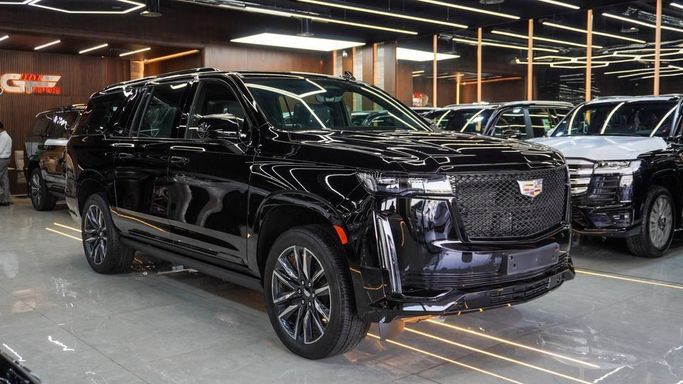 New Cadillac Escalade V Facelift, 6.2 l, 2024 in Dubai by Najem Motors, Black color. GCC Specs | AUTO.AE