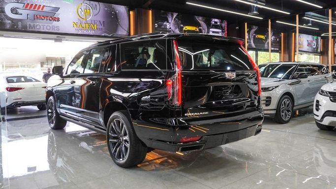 New Cadillac Escalade V Facelift, 6.2 l, 2024 in Dubai by Najem Motors, Black color. GCC Specs | AUTO.AE