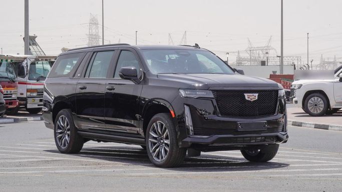 New Cadillac Escalade V Facelift, 6.2 l, 2024 in Dubai by Najem Motors, Black color. GCC Specs | AUTO.AE