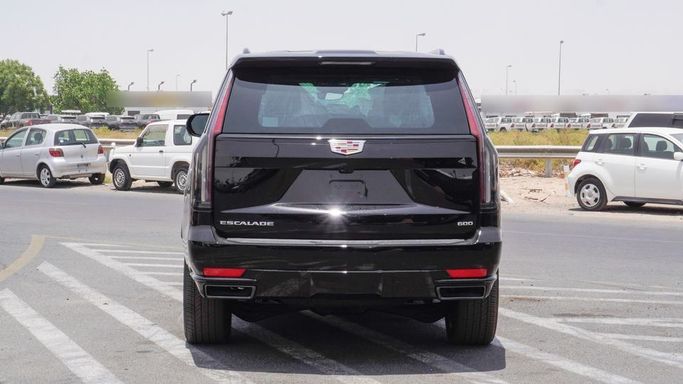 New Cadillac Escalade V Facelift, 6.2 l, 2024 in Dubai by Najem Motors, Black color. GCC Specs | AUTO.AE