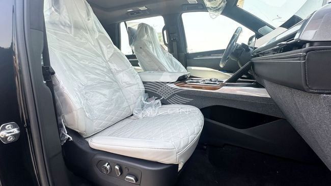 Новый Cadillac Escalade V Рестайлинг, 6.2 л, 2025 в Дубае от Falcons GT Motors FZCO Черный цвет. Other | AUTO.AE