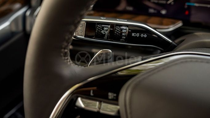 Новый Cadillac Escalade V Рестайлинг, 6.2 л, 2025 в Дубае от Milele Черный цвет. Other | AUTO.AE