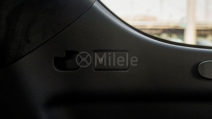Новый Cadillac Escalade V Рестайлинг, 6.2 л, 2025 в Дубае от Milele Черный цвет. Other | AUTO.AE