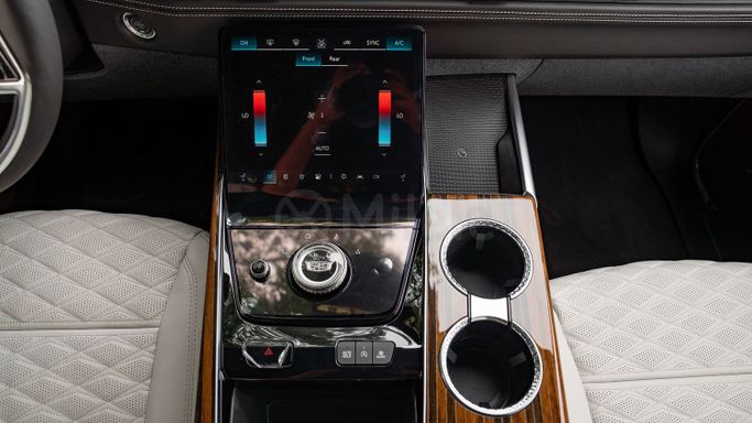 جديدة Cadillac Escalade شد الوجه V, 6.2 l, 2025 في في دبي من Milele، اللون أسود. أخرى | AUTO.AE