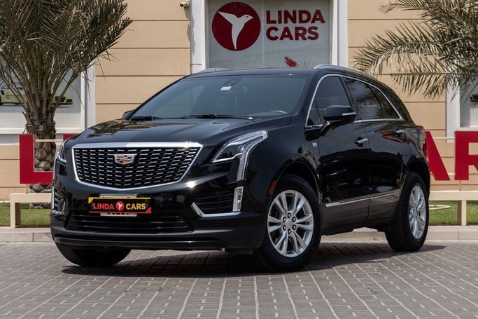 Подержанный Cadillac XT5 I Рестайлинг, 2.0 л, 2023 в Дубае от Linda Cars Черный цвет. GCC | AUTO.AE
