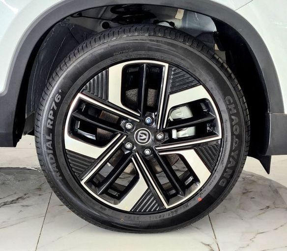 New Changan CS75 I Facelift 2, 1.5 l, 2025 in Dubai by Gulf Motors, White color. Chinese Specs | AUTO.AE