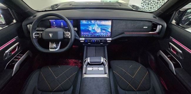 New Changan Deepal G318, 1.5 l, 2025 in Dubai by Gulf Motors, Black color. Chinese Specs | AUTO.AE