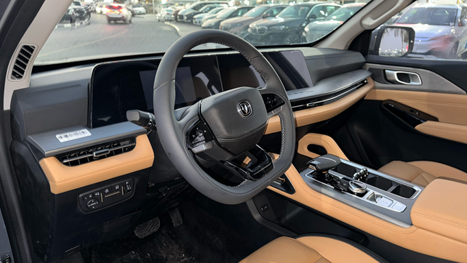 Новый Changan Hunter I (China Market), 2.0 л, 2025 в Дубае от TRADEX FRANCE MOTORS Серый цвет. Other | AUTO.AE