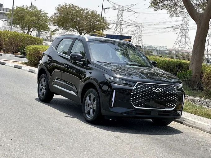 Новый Chery Tiggo 4 I Рестайлинг 2, 1.5 л, 2025 в Дубае от Formula Motors Черный цвет. GCC | AUTO.AE