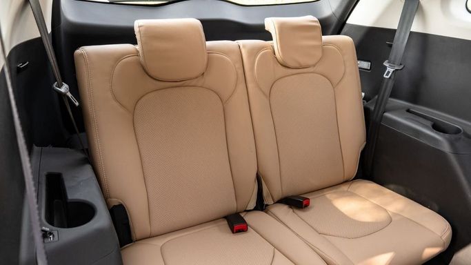 New Chevrolet Captiva II, 1.5 l, 2024 in Dubai by Altass Motors, Silver color. Other | AUTO.AE