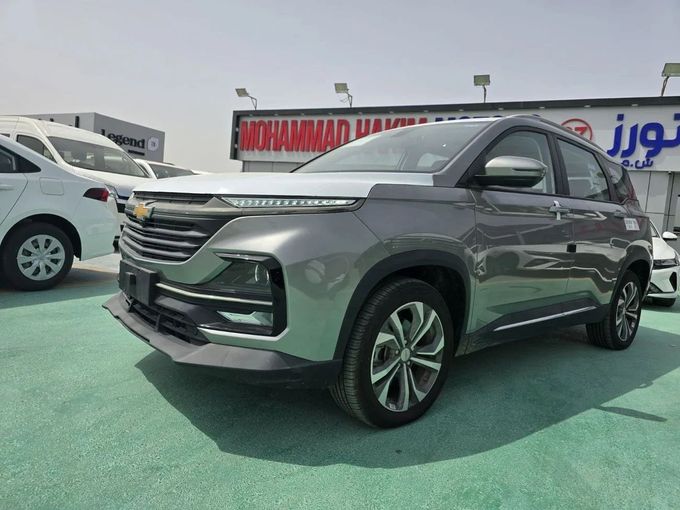 Новый Chevrolet Captiva II, 1.5 л, 2025 в Дубае от Mohamed Hakim Motors Бежевый цвет. Other | AUTO.AE