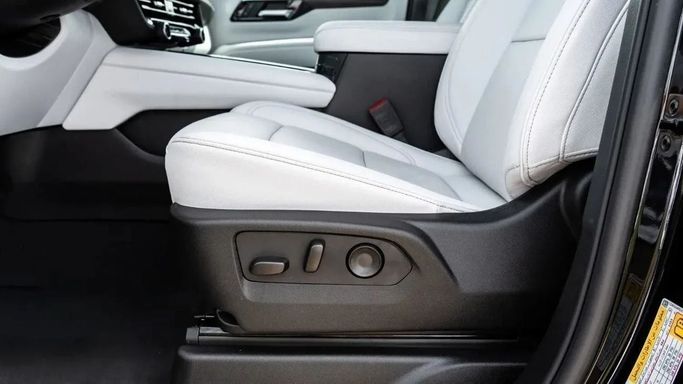 New Chevrolet Tahoe V Facelift, 5.3 l, 2025 in Dubai by Altass Motors, Black color. GCC Specs | AUTO.AE