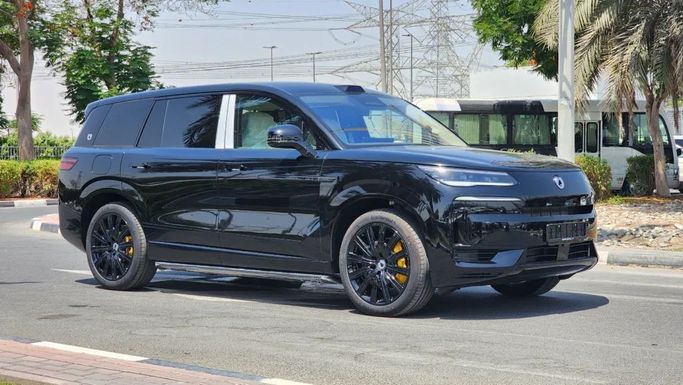 Новый Denza N9, 2.0 л, 2025 в Дубае от Alwan Global Cars Черный цвет. Other | AUTO.AE