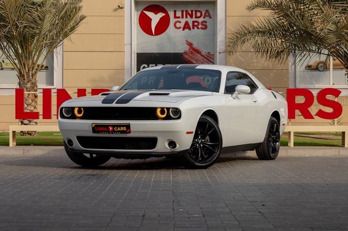 Used Dodge Challenger III Facelift 2, 3.6 l, 2017 in Dubai by Linda Cars, White color. GCC Specs | AUTO.AE