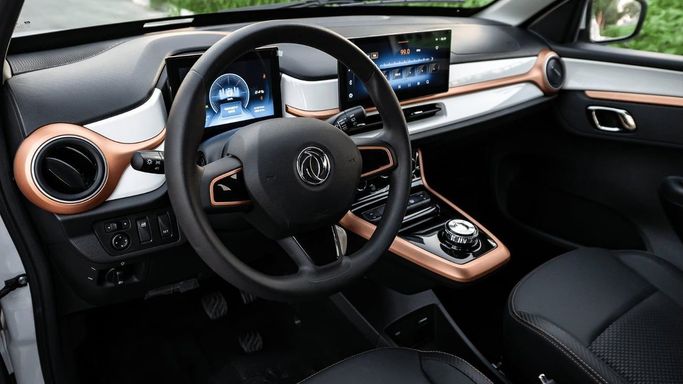 Новый DongFeng Box, 2024 в Дубае от Altass Motors Белый цвет. Other | AUTO.AE