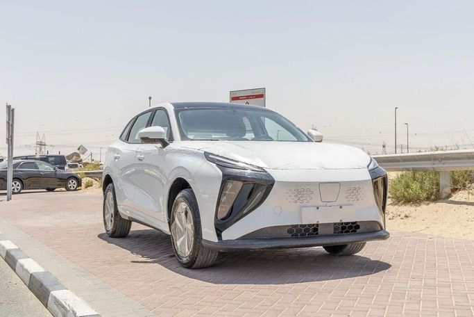 New DongFeng Forthing Friday, 2025 in Dubai by Laith Alobaidi Motors, White color. Chinese Specs | AUTO.AE
