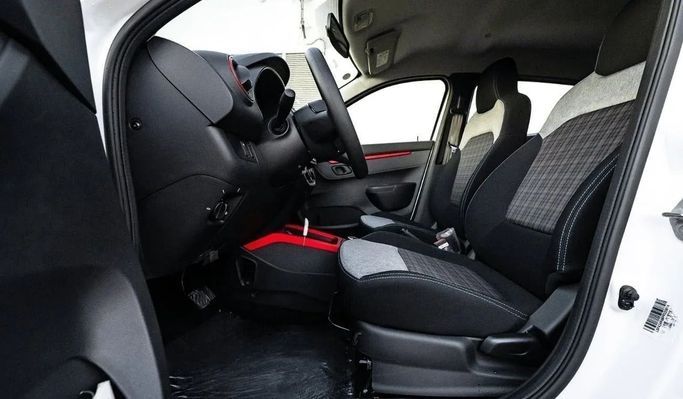 New DongFeng Nano EX1, 2020 in Dubai by Altass Motors, White color. Other | AUTO.AE