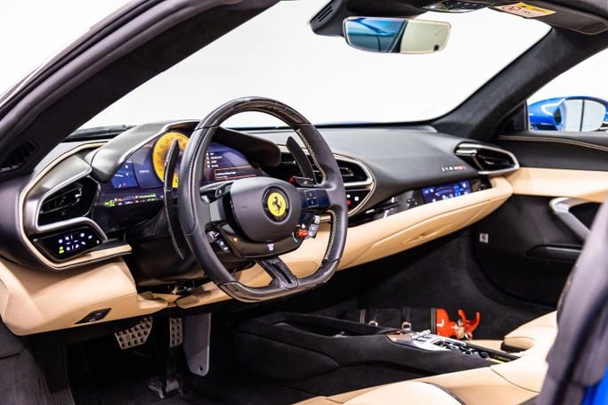 Подержанный Ferrari 296 GTS, 3.0 л, 2023 в Дубае от PUPIL OF FATE MOTORS Голубой цвет. GCC | AUTO.AE