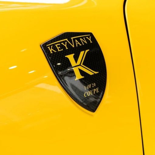 Подержанный Ferrari 296 GTB, 3.0 л, 2023 в Дубае от Q Motors Желтый цвет. Европейская | AUTO.AE