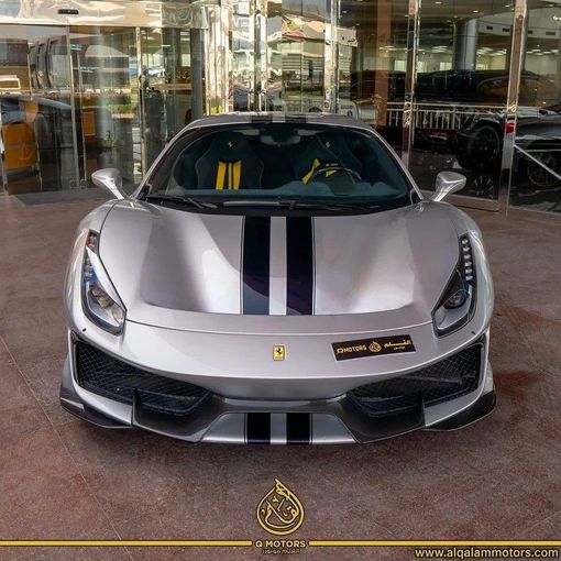 Подержанный Ferrari 488 Pista, 3.9 л, 2019 в Дубае от Q Motors Серебристый цвет. GCC | AUTO.AE