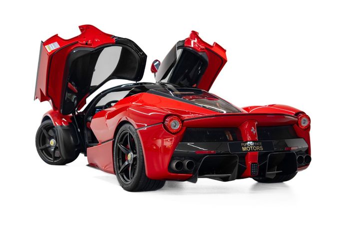 Used Ferrari LaFerrari, 6.3 l, 2014 in Dubai by PUPIL OF FATE MOTORS, Red color. GCC Specs | AUTO.AE