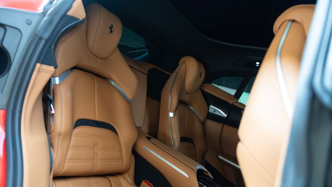 Ferrari Purosangue, 2024 внедорожник 5 дв. спорт класса в Дубае от AVA car rental красный цвет | AUTO.AE