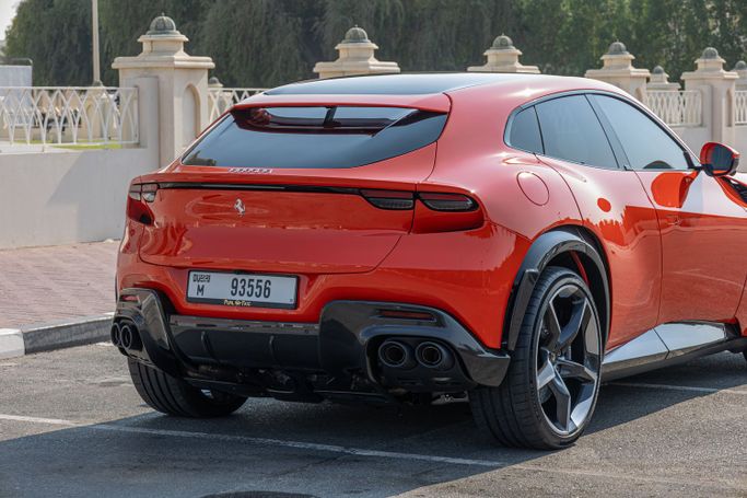 Ferrari Purosangue, 2024 внедорожник 5 дв. спорт класса в Дубае от POF RENTAL оранжевый цвет | AUTO.AE
