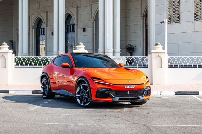 Ferrari Purosangue, 2024 внедорожник 5 дв. спорт класса в Дубае от POF RENTAL оранжевый цвет | AUTO.AE