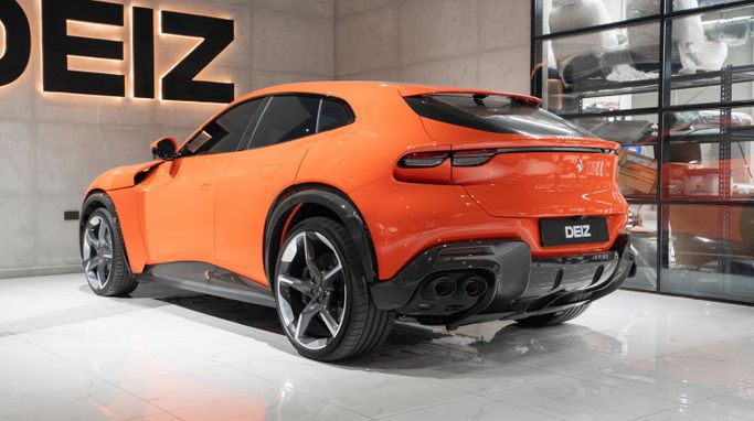 Ferrari Purosangue, 2024 внедорожник 5 дв. спорт класса в Дубае от DEIZ оранжевый цвет | AUTO.AE