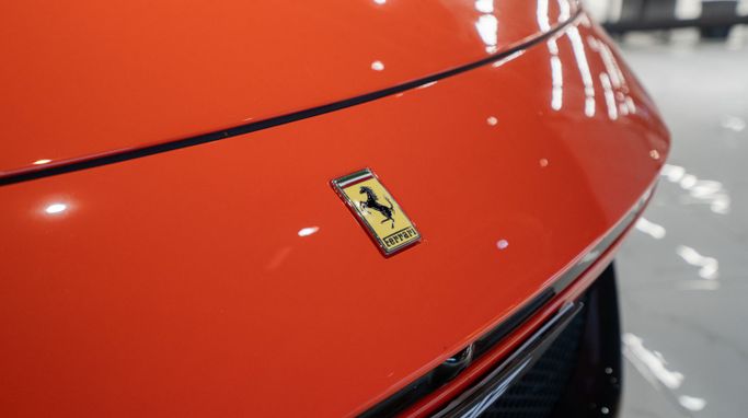 Ferrari Purosangue, 2024 внедорожник 5 дв. спорт класса в Дубае от DEIZ оранжевый цвет | AUTO.AE