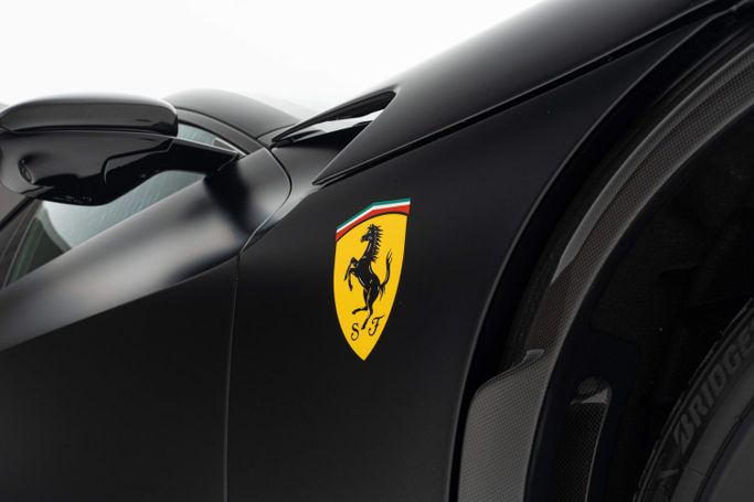 Подержанный Ferrari Purosangue, 6.5 л, 2025 в Дубае от X MOTORS Черный цвет. Европейская | AUTO.AE