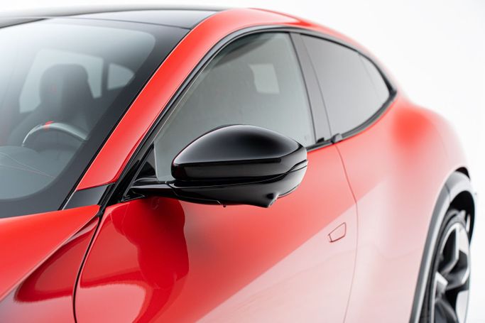 Подержанный Ferrari Purosangue, 6.5 л, 2024 в Дубае от X MOTORS Красный цвет. Европейская | AUTO.AE