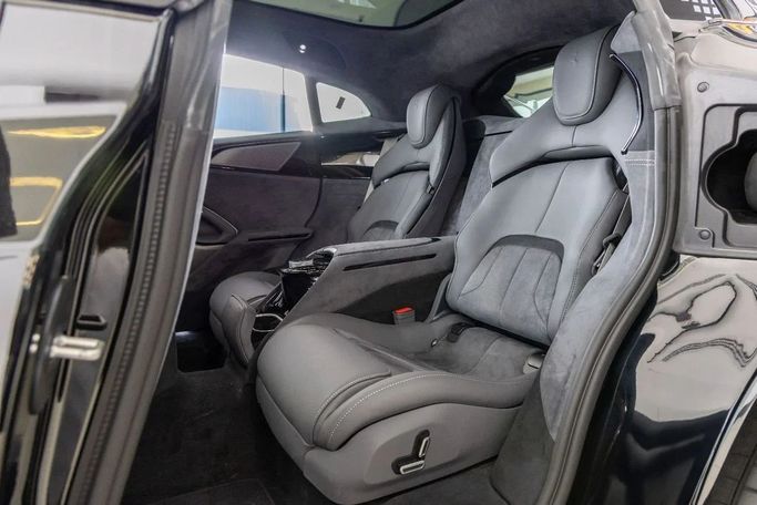 جديدة Ferrari Purosangue, 6.5 l, 2025 في في دبي من Laith Alobaidi Motors، اللون أسود. المواصفات الأوروبية | AUTO.AE