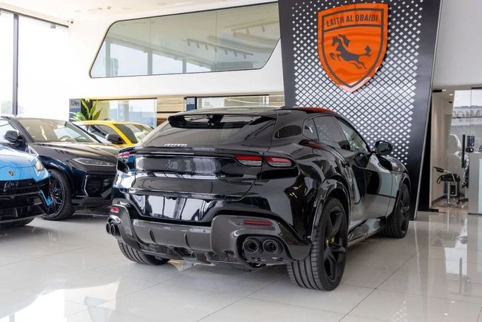 جديدة Ferrari Purosangue, 6.5 l, 2025 في في دبي من Laith Alobaidi Motors، اللون أسود. المواصفات الأوروبية | AUTO.AE