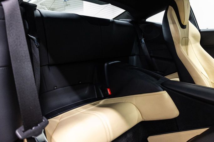 Подержанный Ferrari Roma, 3.9 л, 2021 в Дубае от PUPIL OF FATE MOTORS Голубой цвет. Европейская | AUTO.AE